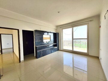 Room in 3 BHK Apartment at Green Valley Heights, Dhakoli Village – for Sale