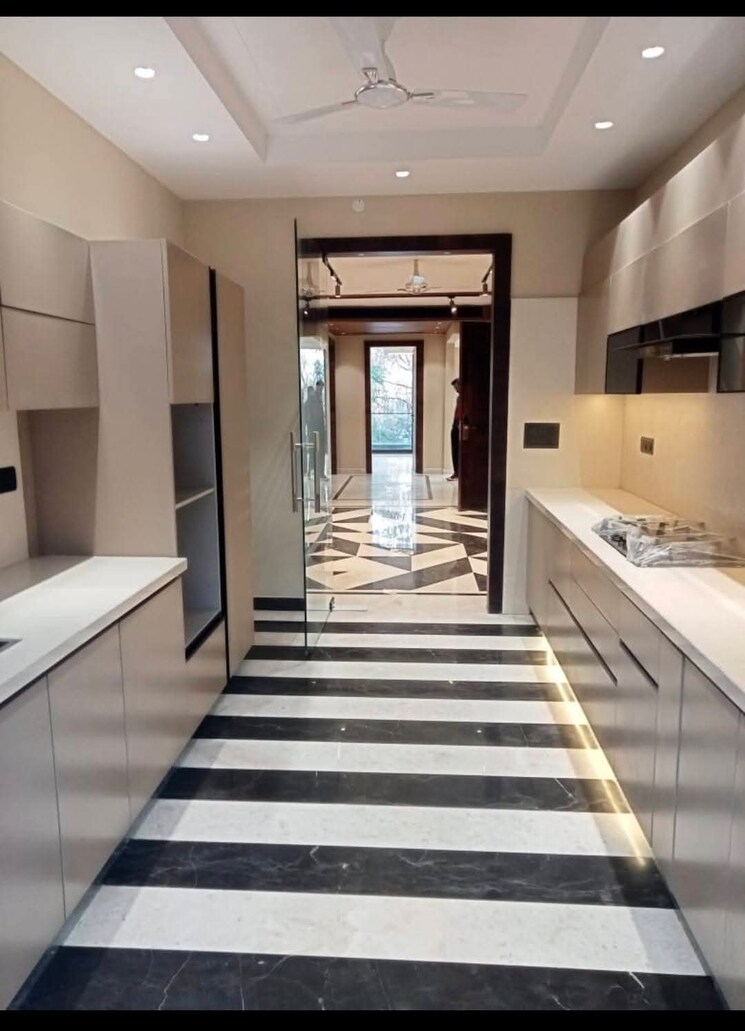 undefined, emaar-the-palm-drive-the-premier-terraces 3 Bedroom 1950 Sq.Ft. Apartment In Sector 66 Gurgaon 8190712