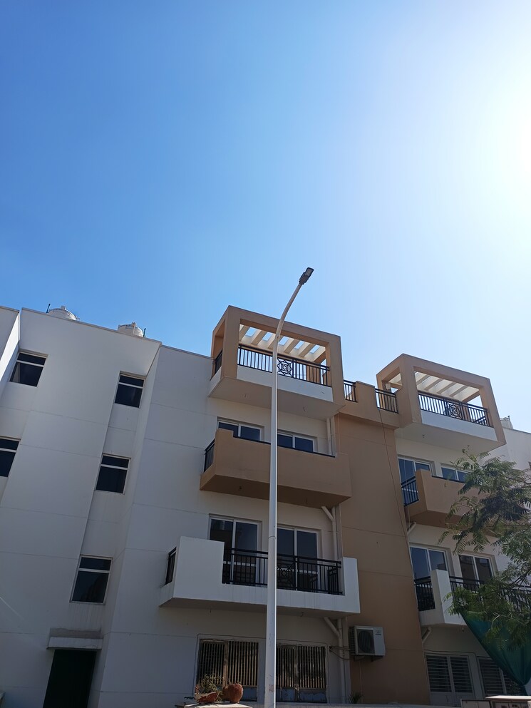 Exterior View, bptp-park-elite-floors 3 Bedroom 250 Sq.Yd. Builder Floor In Sector 85 Faridabad 8190780