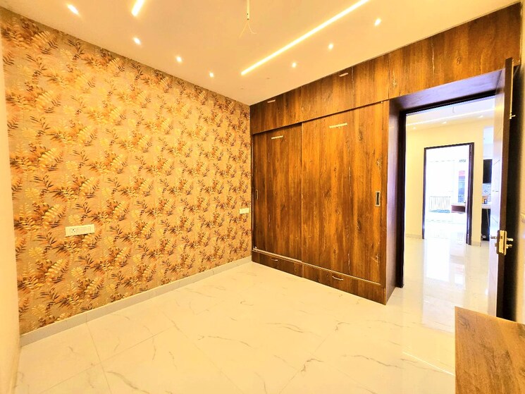 Bedroom, peer mucchalla 3 Bedroom 110 Sq.Yd. Builder Floor In Peer Mucchalla Zirakpur 8190855