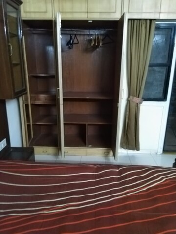 Furnished Amenities in 2 BHK Apartment at Nyati Empire, Kharadi – for Rent