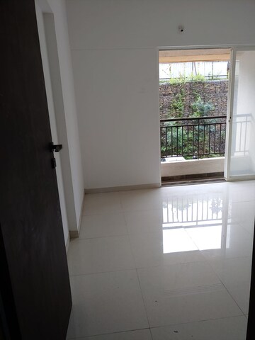 Bathroom in 2 BHK Apartment at Puranik Abitante, Bavdhan – for Sale
