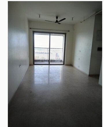 2 BHK Apartment For Rent in Kalpataru Paramount, Kapur Bawdi
