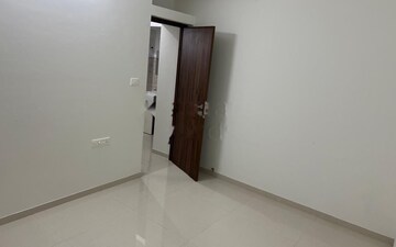 Room in 2 BHK Apartment at Shapoorji Pallonji Sensorium, Hinjewadi – for Rent