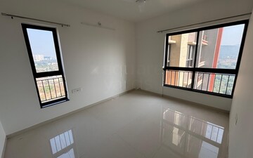Room in 2 BHK Apartment at Shapoorji Pallonji Sensorium, Hinjewadi – for Rent