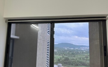Furnished Amenities in 2 BHK Apartment at Shapoorji Pallonji Sensorium, Hinjewadi – for Rent