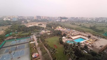 Swimming Pool in 2 BHK Apartment at Mamta Apartment Andheri, Andheri West – for Sale