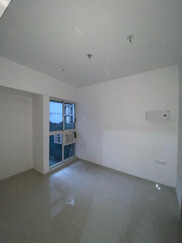 Room in 2 BHK Apartment at Lodha Golden Dream, Dombivli East – for Rent