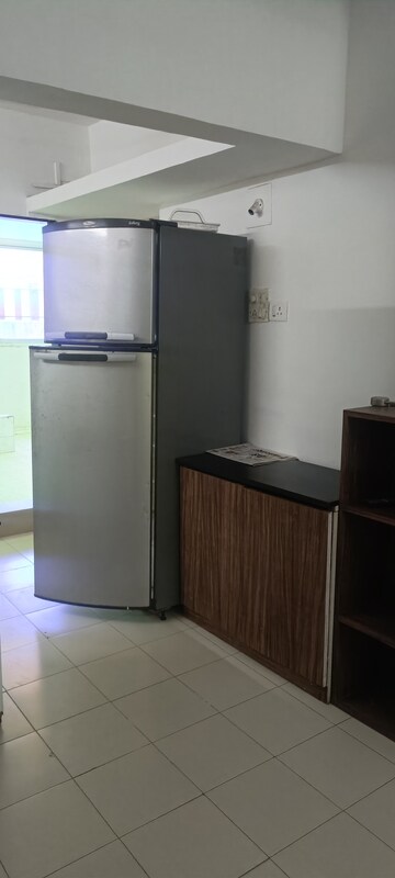 Room in 1 BHK Apartment at Shivalaya Apartment Shivaji Nagar, Shivajinagar – for Rent