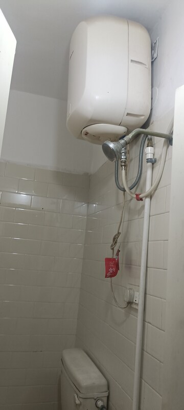 Bathroom in 1 BHK Apartment at Shivalaya Apartment Shivaji Nagar, Shivajinagar – for Rent