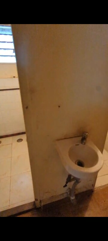 Bathroom in 1 RK Apartment at Andheri West – for Rent