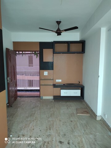 Bedroom in 2 BHK Apartment at Migsun Ultimo, Omicron Iii Greater Noida – for Rent