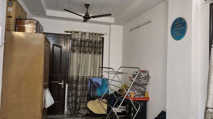 Living Room, rohini sector 24 3 Bedroom 64 Sq.Mt. Builder Floor In Rohini Sector 24 Delhi 8191106