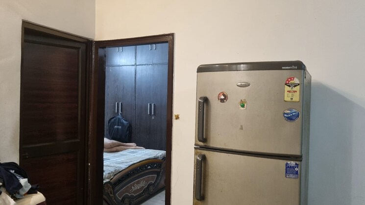 undefined, rohini sector 24 3 Bedroom 64 Sq.Mt. Builder Floor In Rohini Sector 24 Delhi 8191106