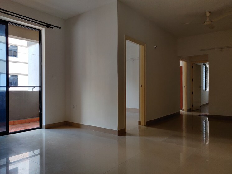 Room, provident-harmony 2.5 Bedroom 1550 Sq.Ft. Apartment In Thanisandra Main Road Bangalore 8191095