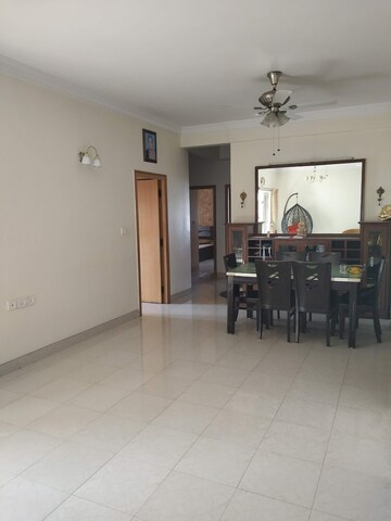Living Room in 3.5 BHK Apartment at Mantri Elite, Jp Nagar – for Rent