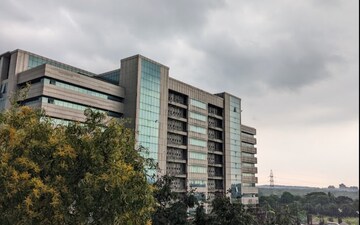 Office Space For Rent in Malad West