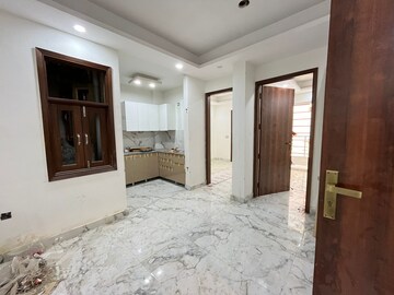 2 BHK Apartment For Rent in Saket