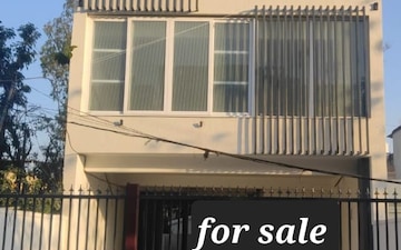 Shop For Sale in Rajpur Road
