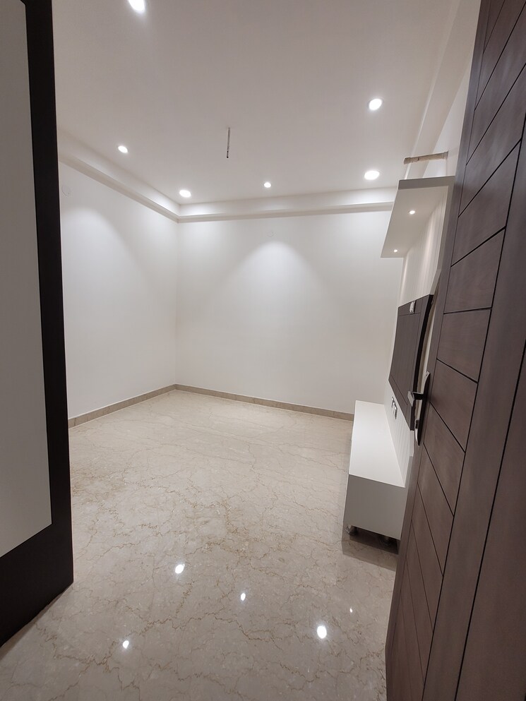 Bedroom, vivek vihar phase 1 4 Bedroom 2250 Sq.Ft. Builder Floor In Vivek Vihar Phase 1 Delhi 8191266