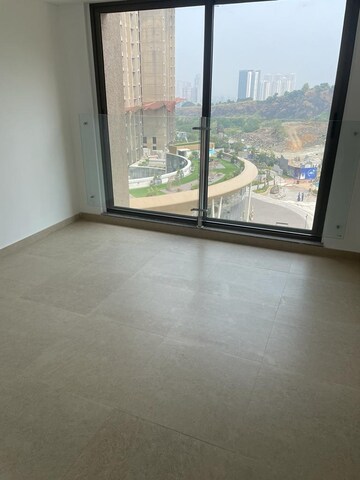 Master Bedroom in 2 BHK Apartment at Kanakia Silicon Valley, Powai – for Rent