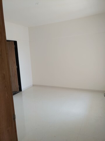 Room in 2 BHK Apartment at Sai Innovision 7 Avenues, Balewadi – for Rent
