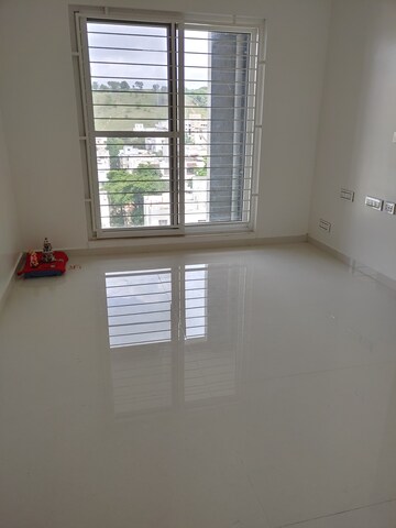 Room in 2 BHK Apartment at Sai Innovision 7 Avenues, Balewadi – for Rent