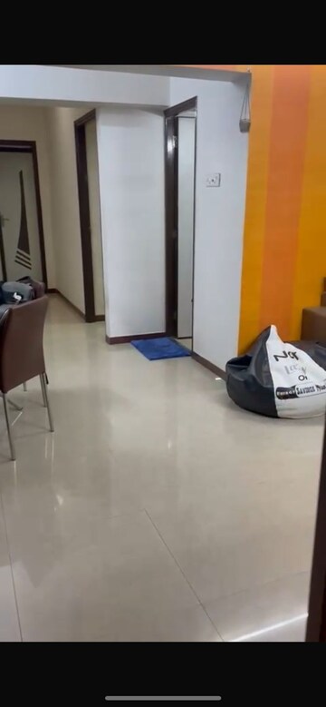 Team Area in 2 BHK Apartment at Manavsthal Heights, Andheri East – for Rent