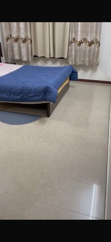 Bedroom in 2 BHK Apartment at Manavsthal Heights, Andheri East – for Rent