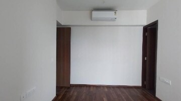 Master Bedroom in 2 BHK Apartment at Piramal Vaikunth, Balkum Pada – for Rent