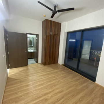 Room in 3 BHK Apartment at M3M Altitude, Sector 65 – for Rent