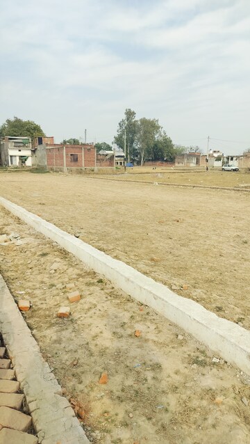 Plot For Resale in Behta Lucknow  8191386