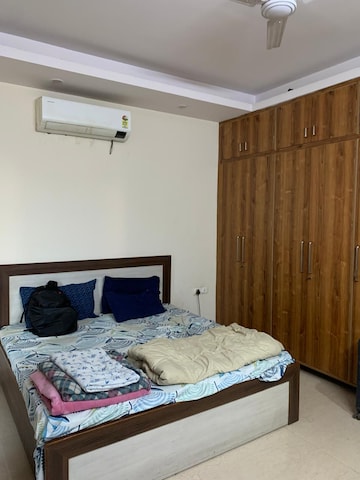 Bedroom in 2 BHK Builder Floor at Ardee City, Sector 52 – for Rent