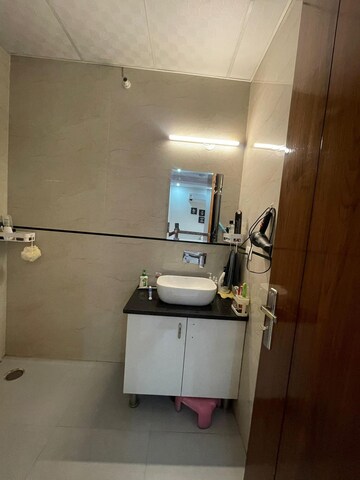 Bathroom in 2 BHK Builder Floor at Ardee City, Sector 52 – for Rent