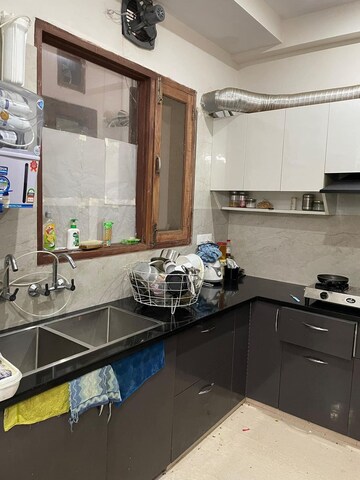 Kitchen in 2 BHK Builder Floor at Ardee City, Sector 52 – for Rent