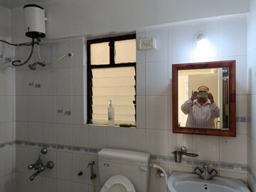 Bathroom in 2 BHK Apartment at A.V.Bhat Oakwoods Apartment, Viman Nagar – for Rent