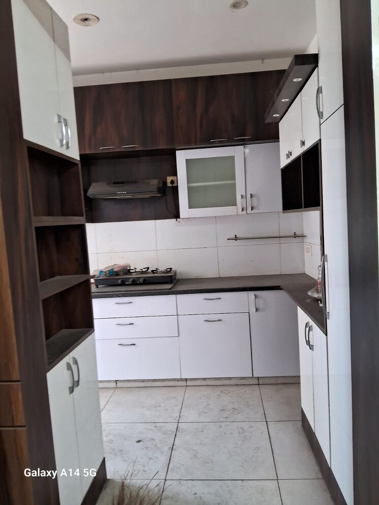 Kitchen, motiaz-royal-citi 3 Bedroom 1910 Sq.Ft. Apartment In Ambala Highway Zirakpur 8191482