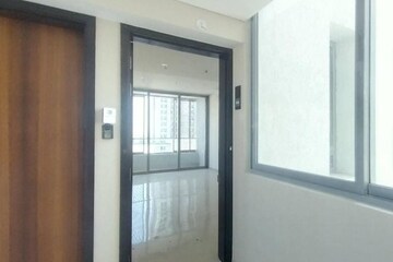  3 BHK Apartment at Piramal Vaikunth, Balkum Pada – for Sale