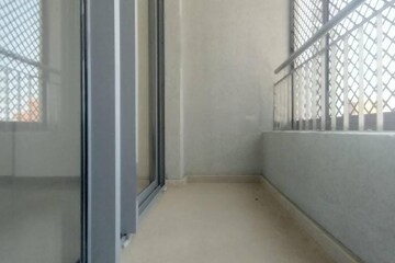  3 BHK Apartment at Piramal Vaikunth, Balkum Pada – for Sale