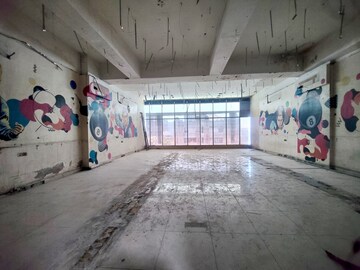  Office Space For Rent in Malad West