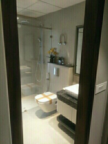 Bathroom in 3 BHK Apartment at Supertech Cape Town, Sector 74 – for Rent