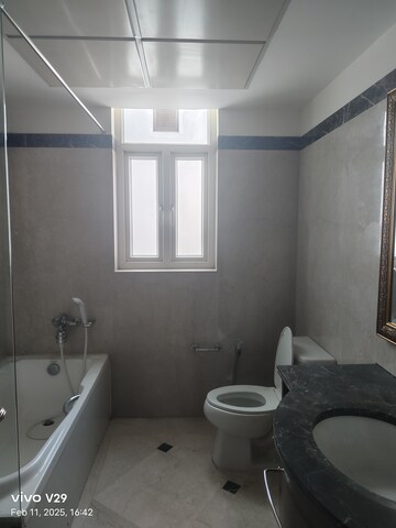 Bathroom in 3 BHK Apartment at Central Park Resorts, Sector 48 – for Rent