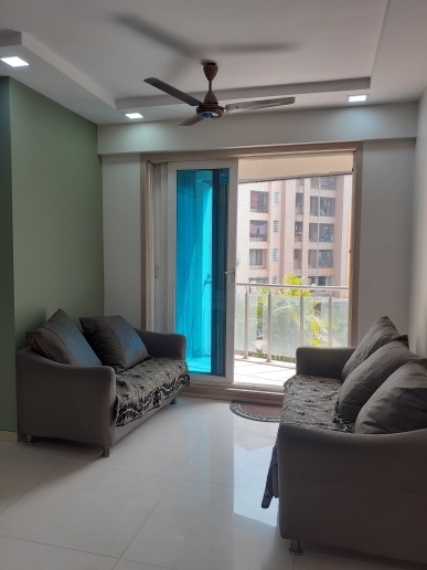 2.5 BHK Apartment For Sale in Dosti Vihar