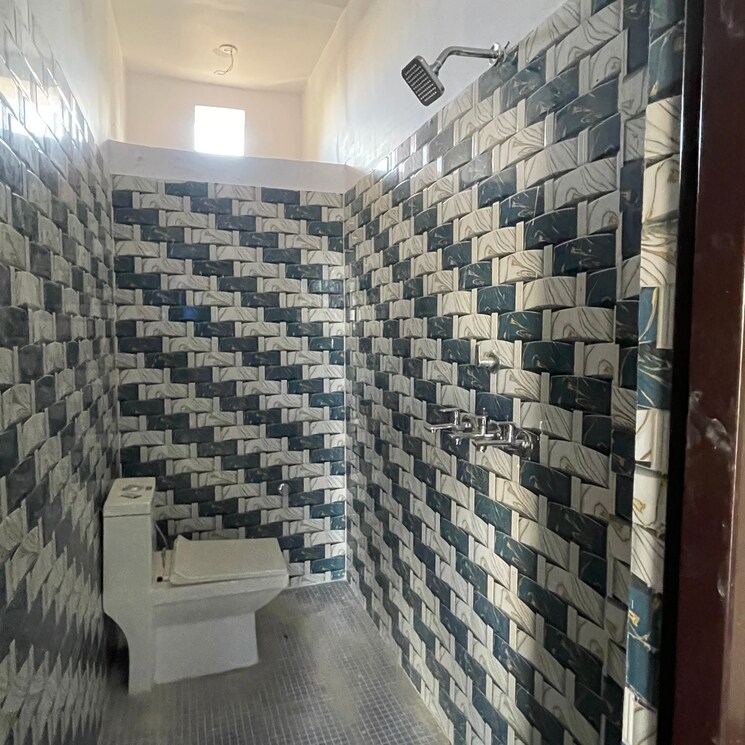 Bathroom, sewla kalan 3 Bedroom 1750 Sq.Ft. Independent House In Sewla Kalan Dehradun 8191521