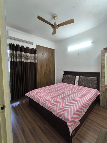 2 BHK Apartment For Sale in Jaypee Greens Kosmos, Sector 134