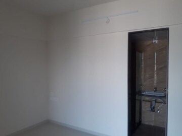 Room in 2 BHK Apartment at Abhinav Pebbles Urbania, Bavdhan – for Rent