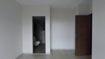 Master Bedroom in 1.5 BHK Apartment at Dosti West County, Balkum Pada – for Sale
