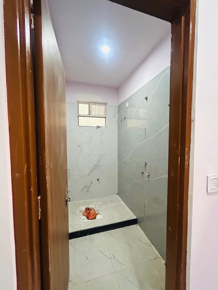 Bathroom, kalwar road 4 Bedroom 1850 Sq.Ft. Villa In Kalwar Road Jaipur 8191563