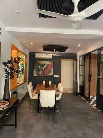 Living Room in 4 BHK Apartment at Panchsheel Park – for Rent