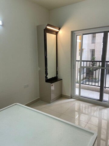 Room in 3 BHK Apartment at Kolte Patil Beryl, Kharadi – for Rent